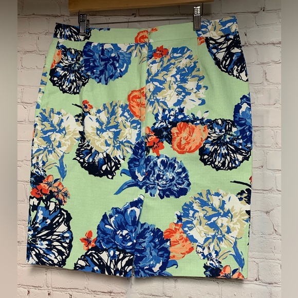 NEW J. Crew Floral Pencil Skirt Misty Green Floral Size 10 - Picture 4 of 4